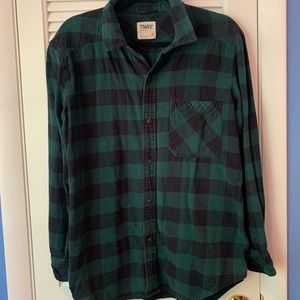 Aritzia TNA Flannel Size M